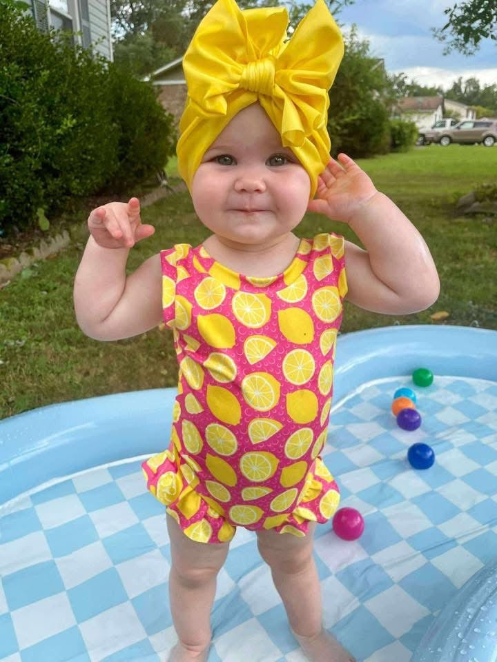 CUSTOMS - Isla Swim